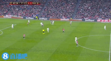 国脚关键进球助球队晋级