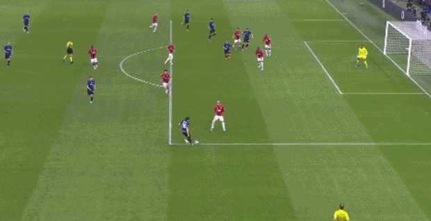 贴脸开大！祖巴茨罚球时，老鹰主场球迷高喊“保罗在哪里？”